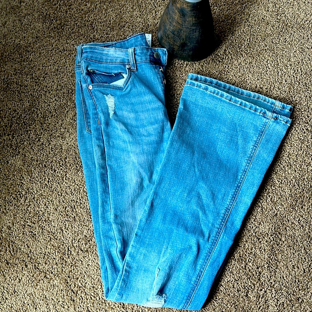 American Rag blue jeans size 27/7